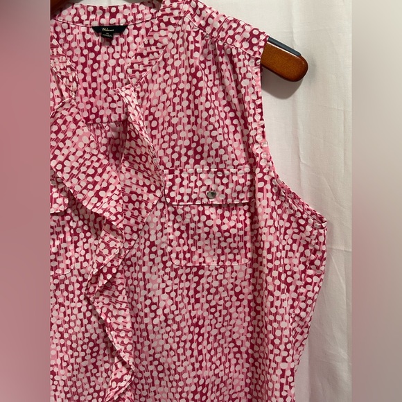 Milano - Sleeveless Pink Patterned Ruffle Blouse - Picture 6 of 11